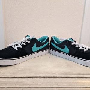 Nike SB Maverick low 2